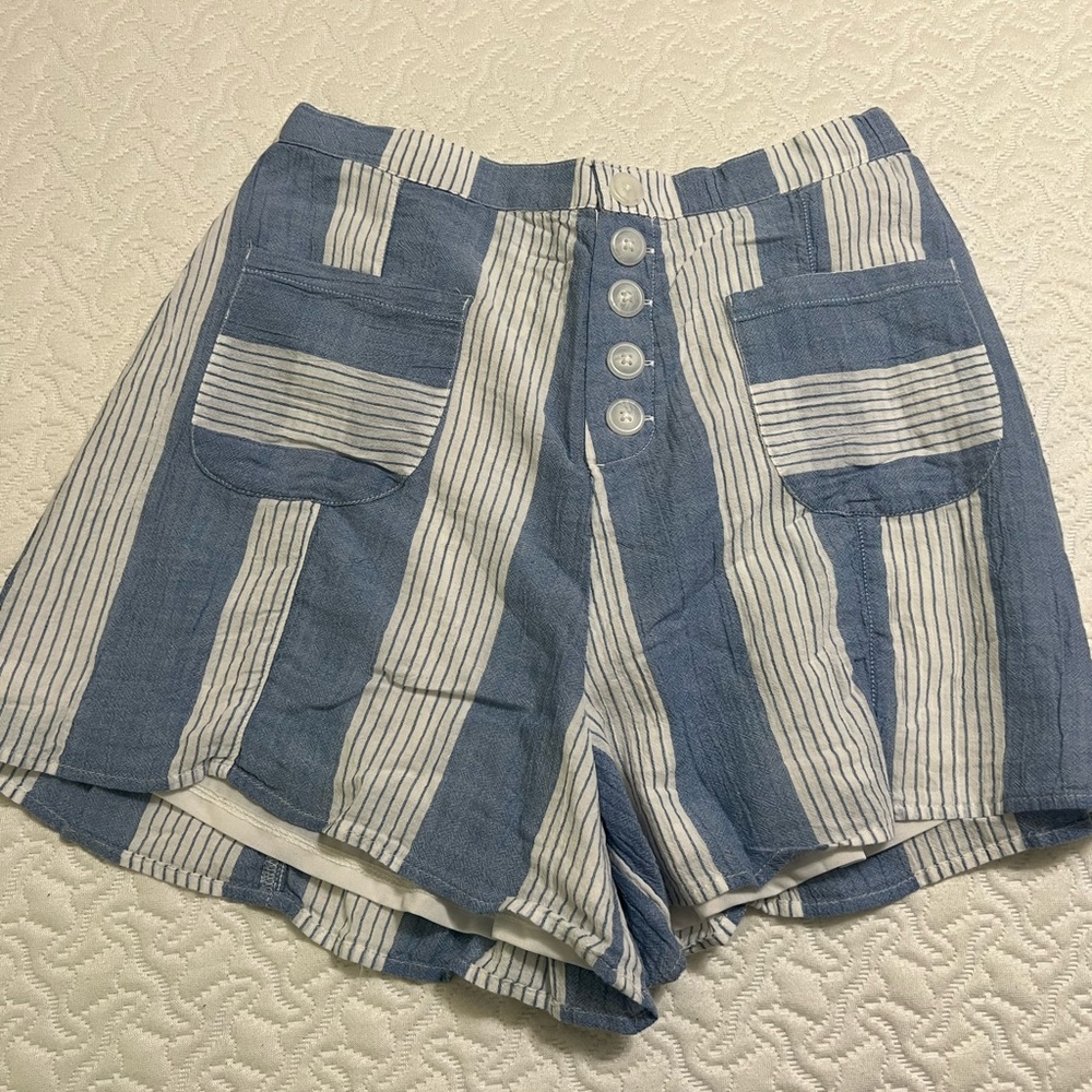American Eagle Linen Shorts